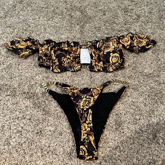 Fashion bikini - Picture 1 of 3
